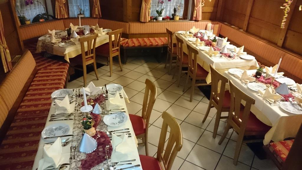 Hotel-Restaurant Burgblick ドルフガシュタイン エクステリア 写真