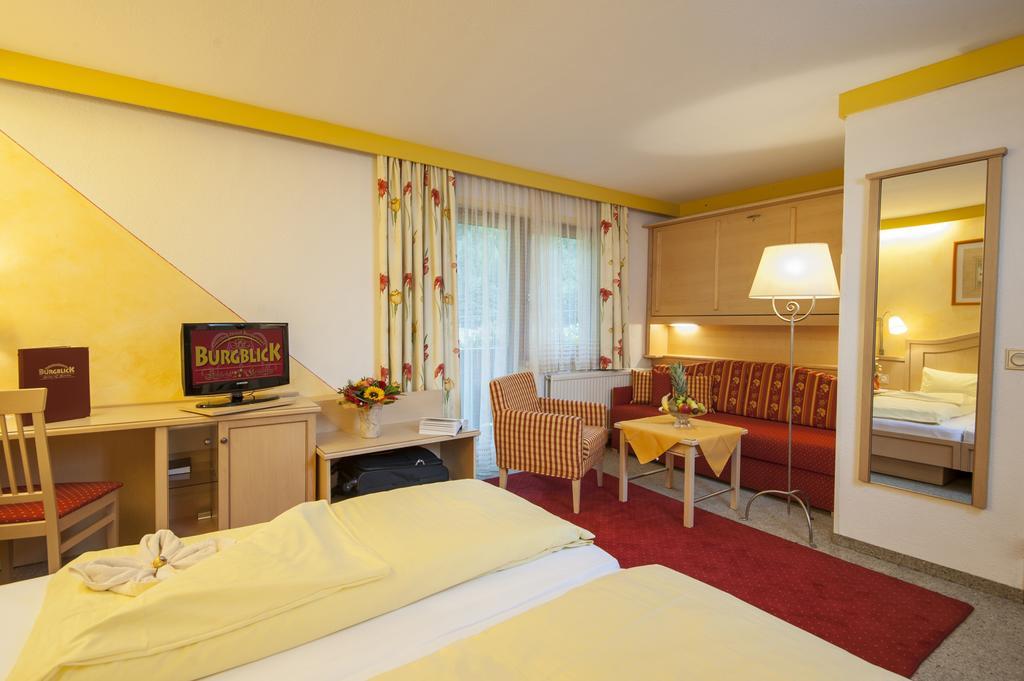 Hotel-Restaurant Burgblick ドルフガシュタイン 部屋 写真