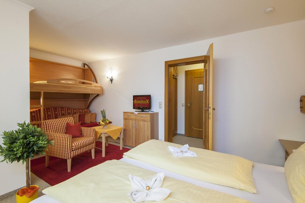 Hotel-Restaurant Burgblick ドルフガシュタイン 部屋 写真