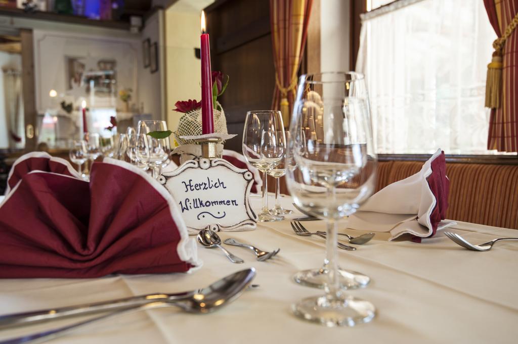 Hotel-Restaurant Burgblick ドルフガシュタイン エクステリア 写真